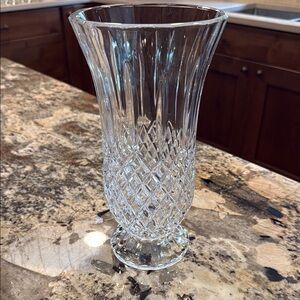 ROYAL CRYSTAL ROCK 24% LEAD CRYSTAL PEDESTAL FLOWER VASE- OPERA COLLECTION.